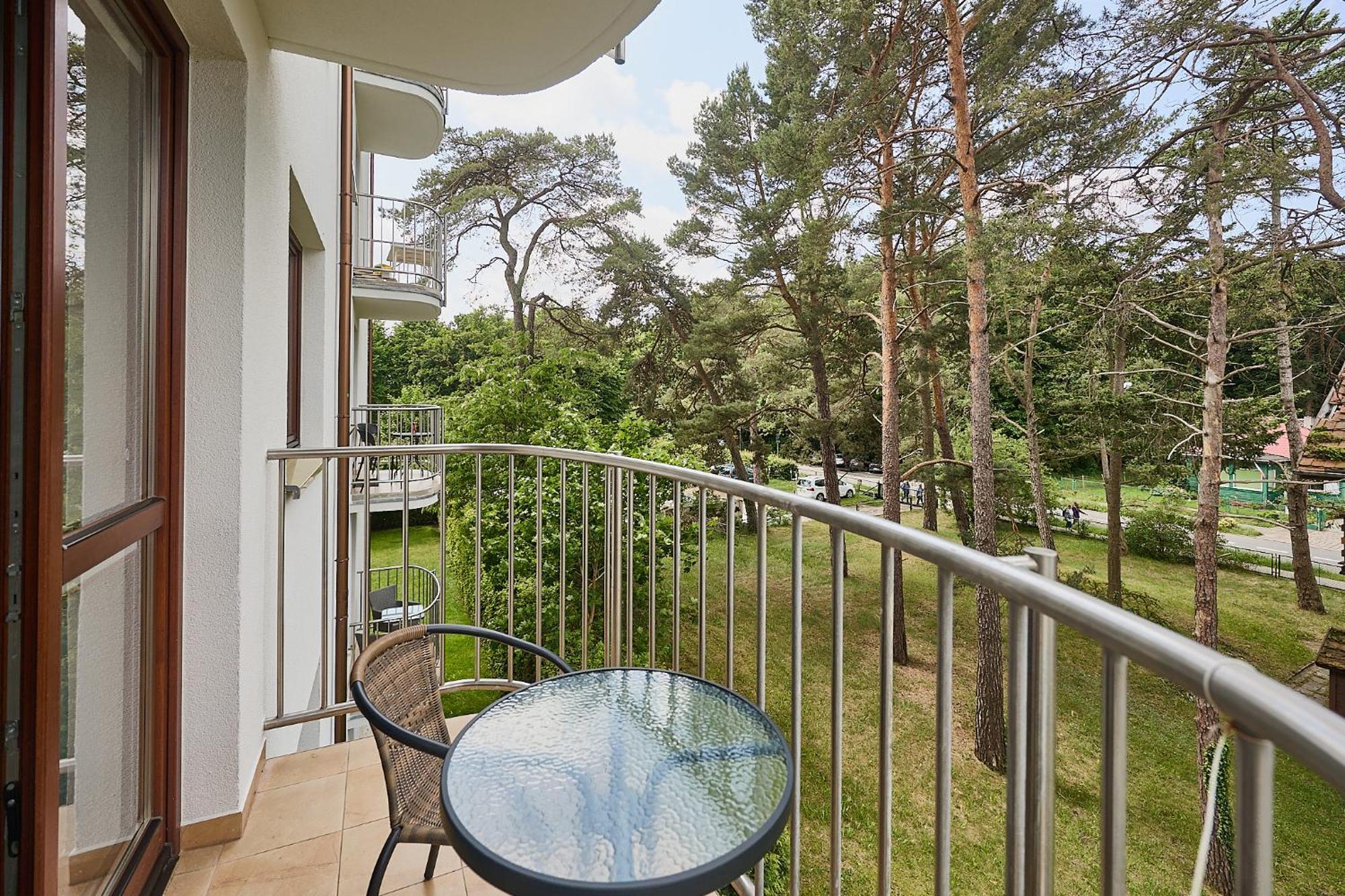 - Rezydencja Zeromskiego Apartment